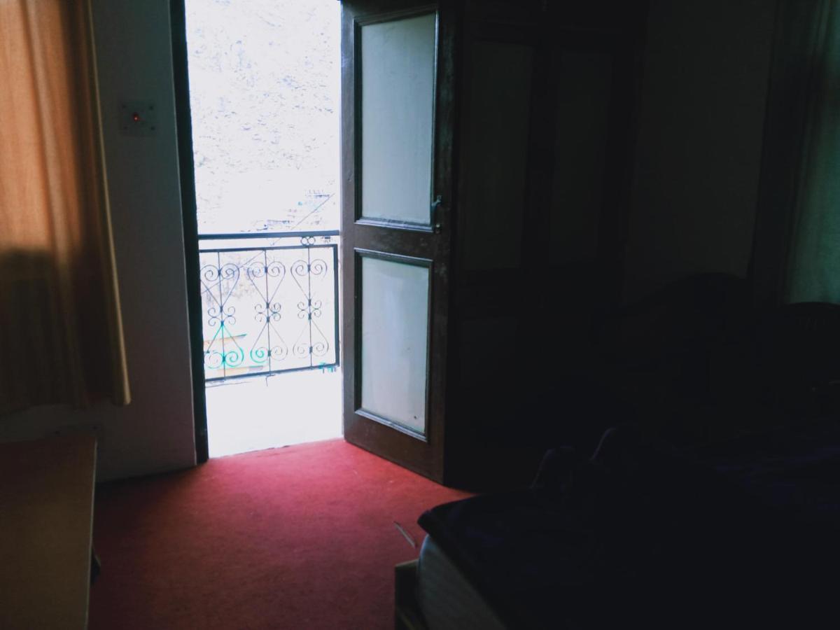 Hotel Debbhumi Regency Sāngla Esterno foto