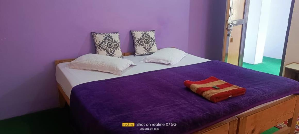 Hotel Debbhumi Regency Sāngla Esterno foto