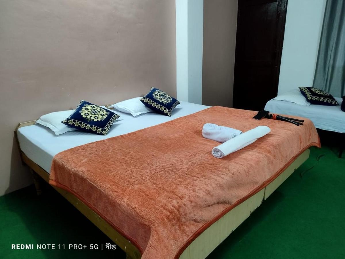Hotel Debbhumi Regency Sāngla Esterno foto